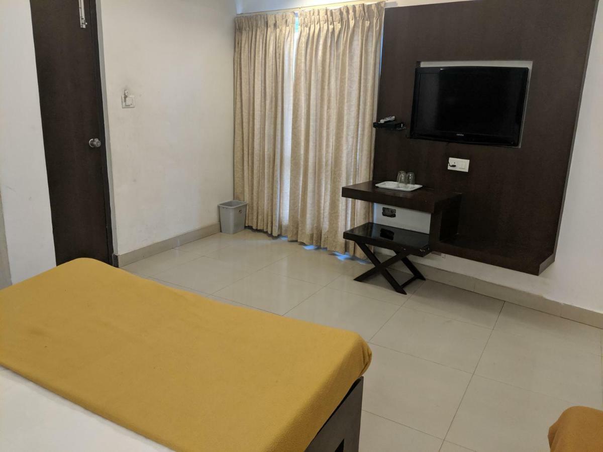 Aashraya Hotel Mysore Eksteriør billede