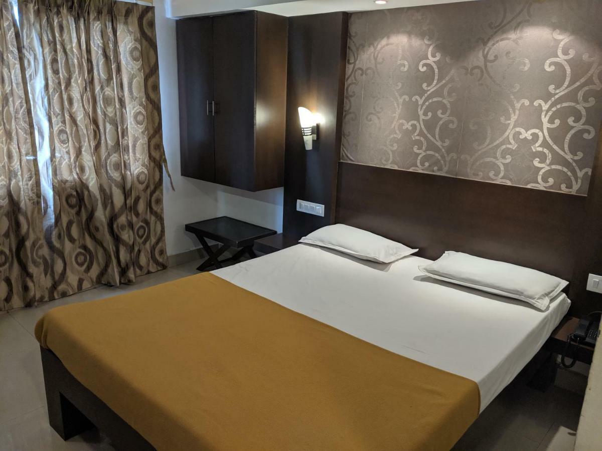 Aashraya Hotel Mysore Eksteriør billede