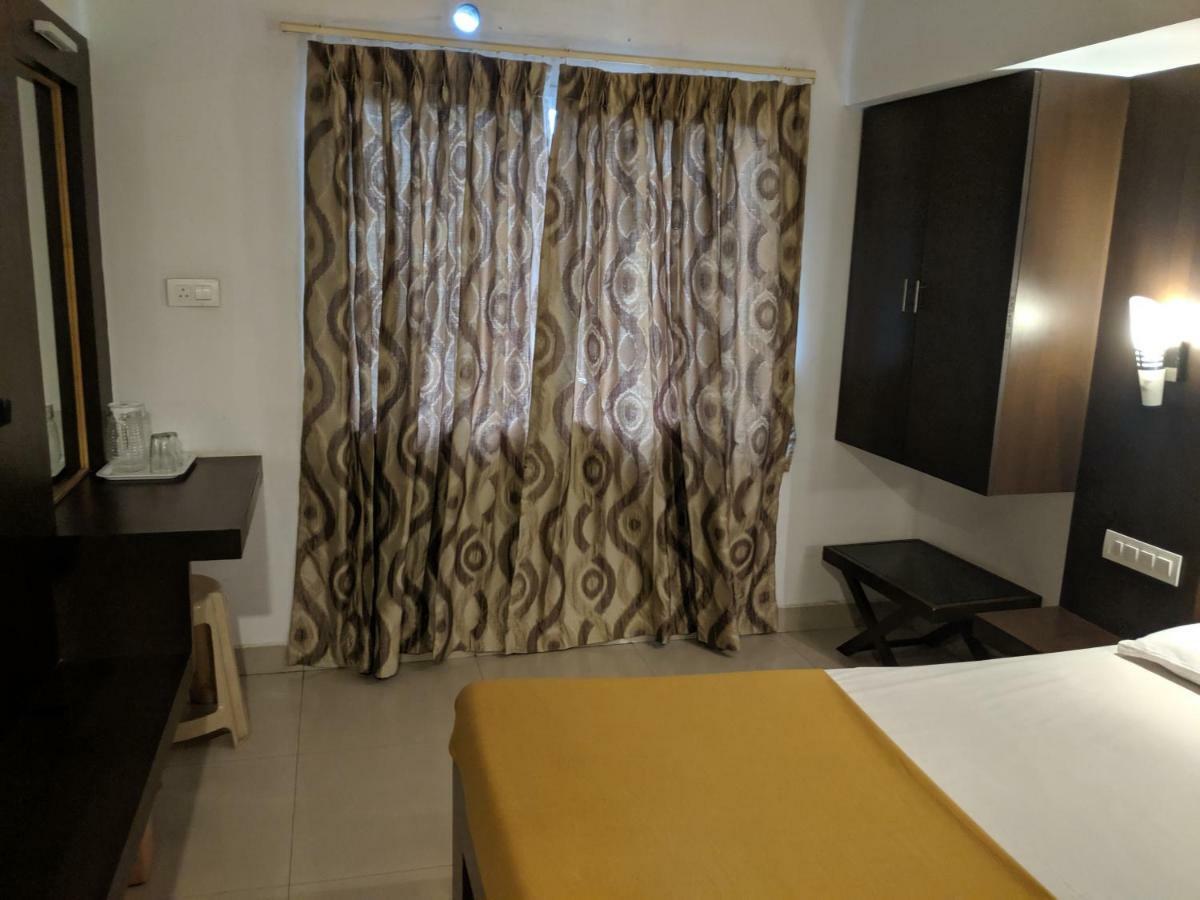 Aashraya Hotel Mysore Eksteriør billede