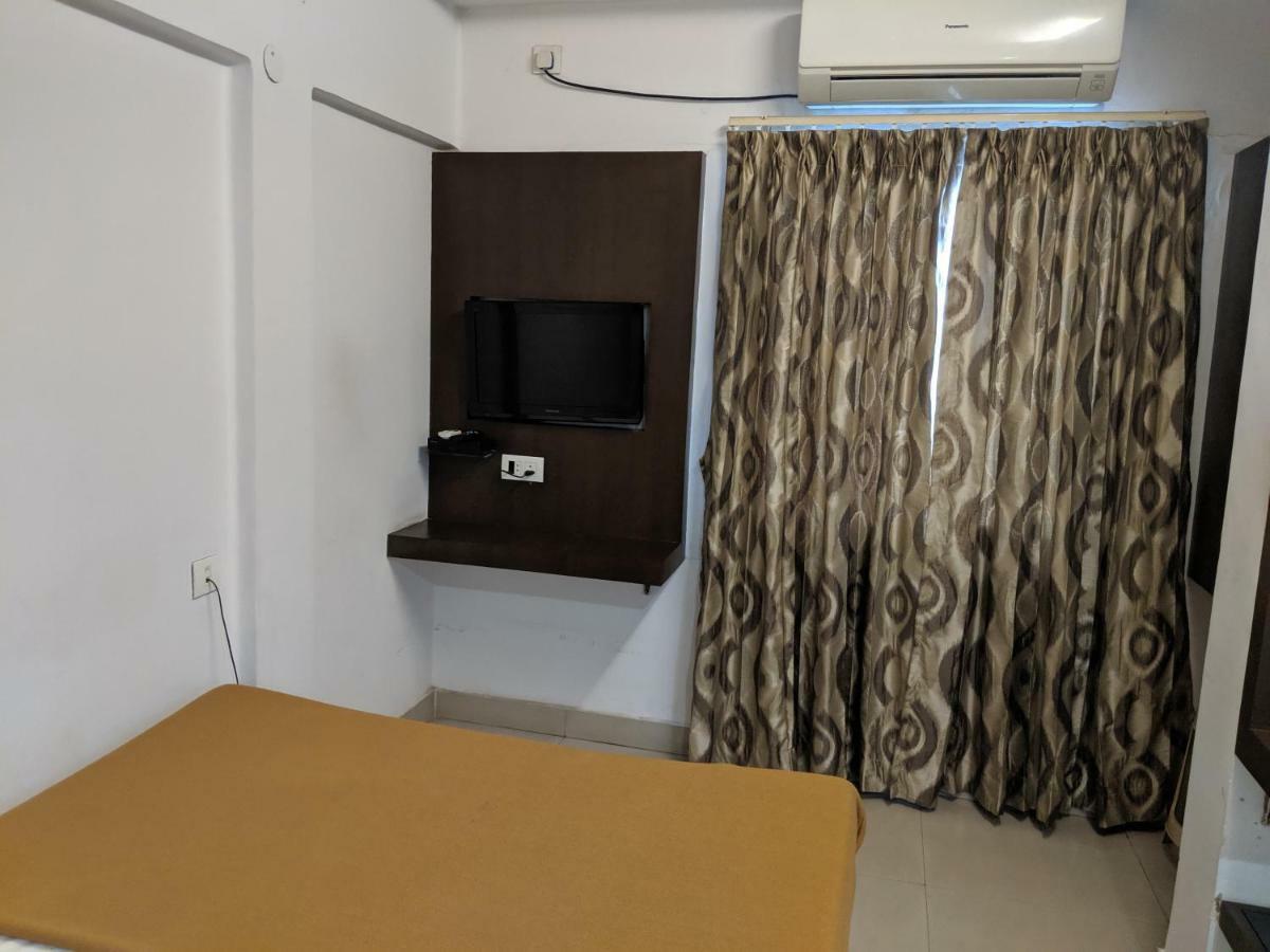 Aashraya Hotel Mysore Eksteriør billede