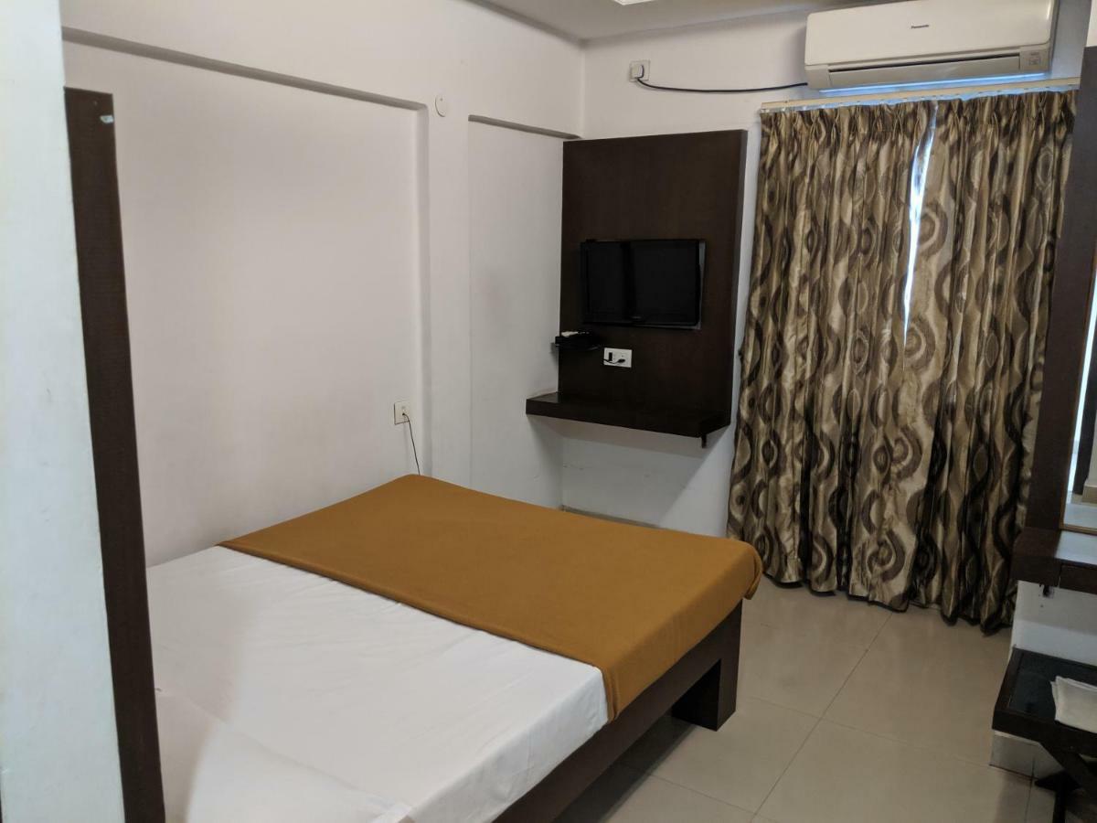 Aashraya Hotel Mysore Eksteriør billede